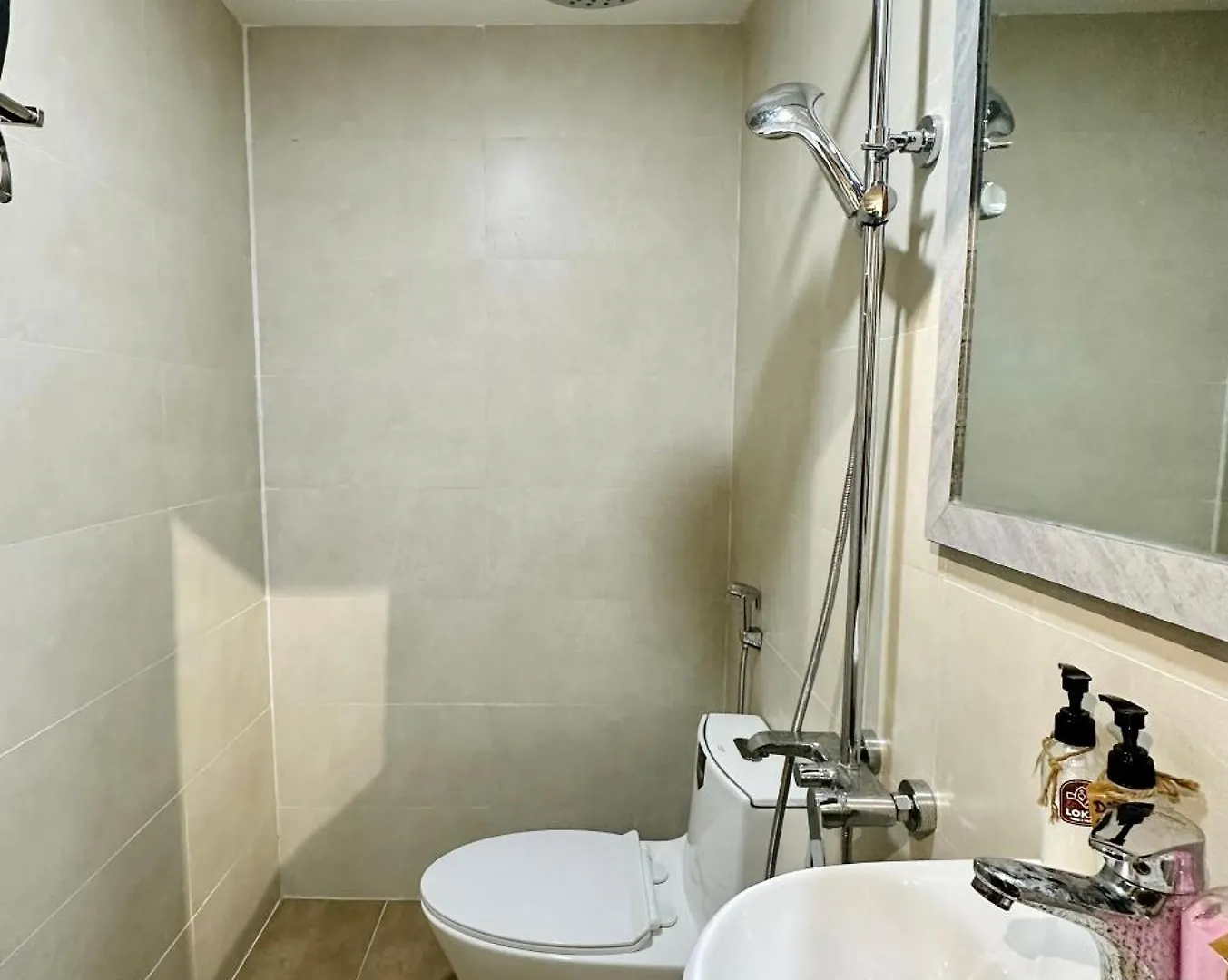 Loka Home & Yoga Da Nang Homestay